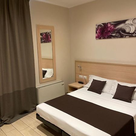 מילאנו Hotel San Biagio מראה חיצוני תמונה