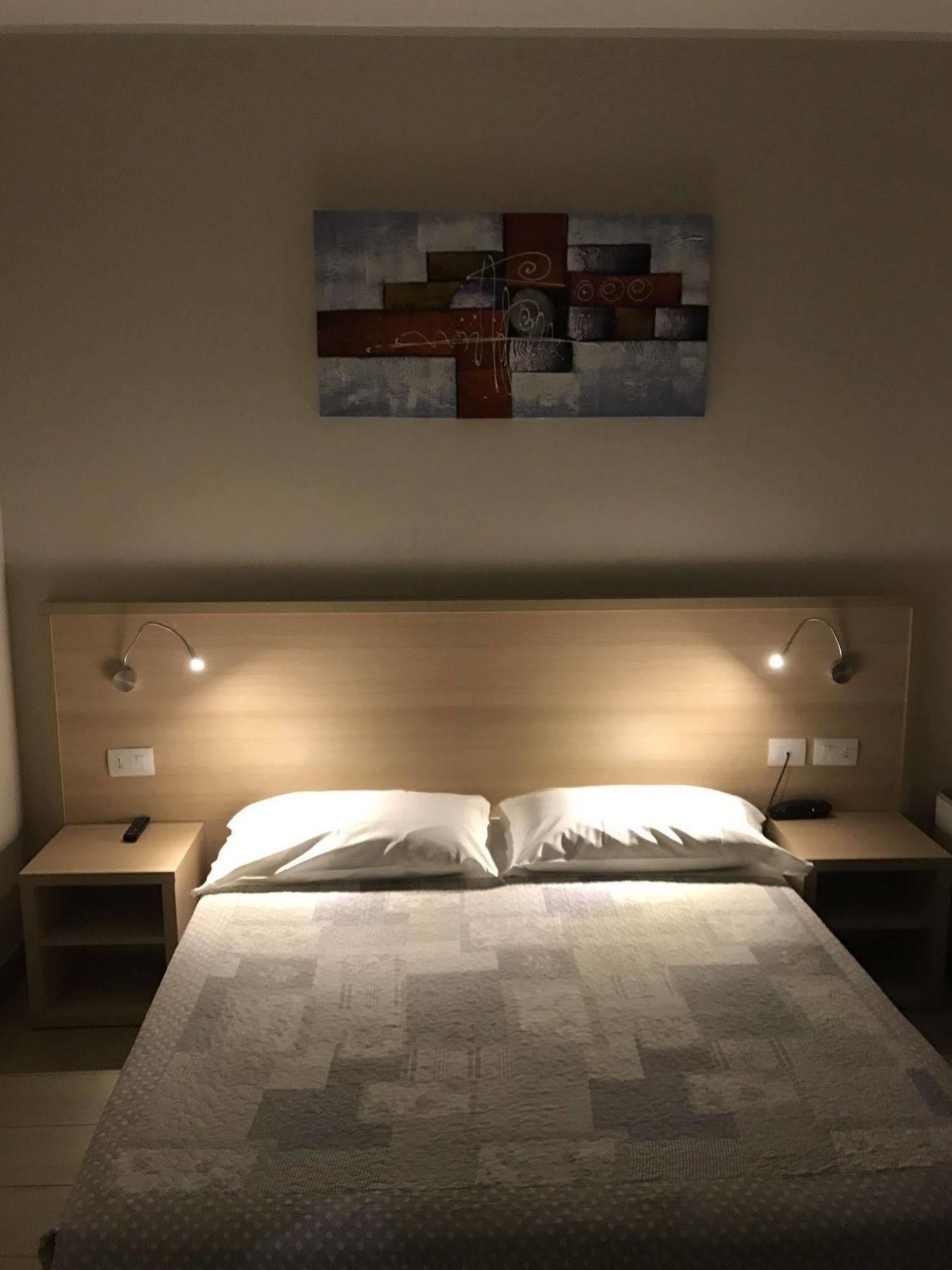 מילאנו Hotel San Biagio מראה חיצוני תמונה