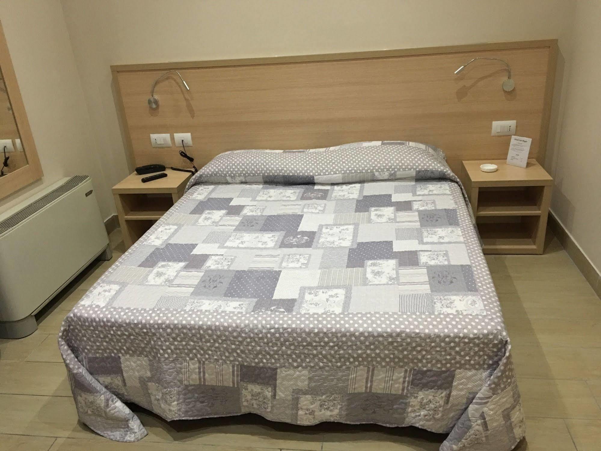 מילאנו Hotel San Biagio מראה חיצוני תמונה
